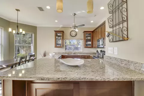 700 SE Michaels Ct, Stuart, FL 34996 photo 9