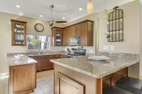 700 SE Michaels Ct, Stuart, FL 34996 photo 10