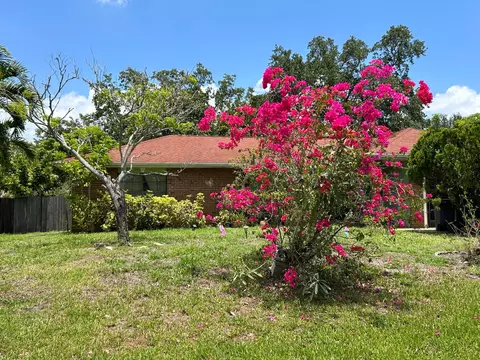 790 SW Alton Cir S, Port Saint Lucie, FL 34953