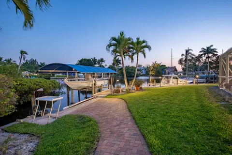 1686 NW Harbor Pl, Stuart, FL 34994 photo 32