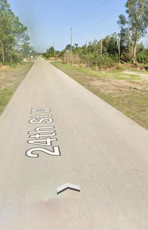 2807 W 24th St W, Lehigh Acres, FL 33971