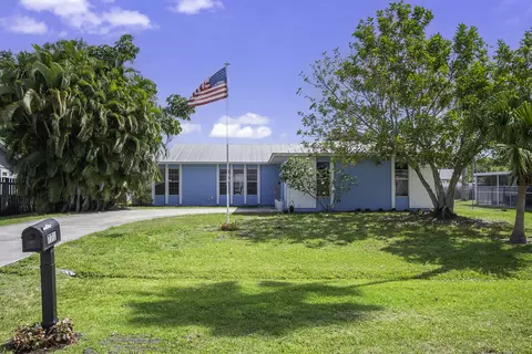 771 SE Sweetbay Ave, Port Saint Lucie, FL 34983