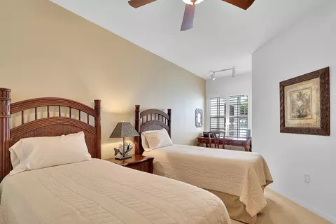 208 SE Kitching Cir, Stuart, FL 34994 photo 5