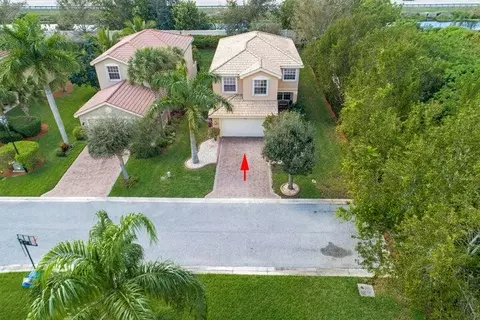 10405 Yarrow Dr, Boynton Beach, FL 33437