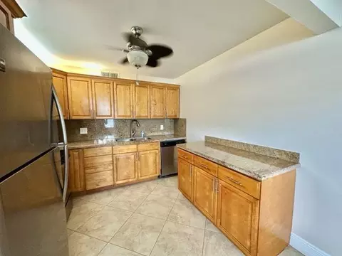 1072 Wolverton D, Boca Raton, FL 33434 photo 3