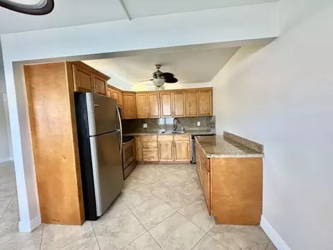 1072 Wolverton D, Boca Raton, FL 33434 photo 4