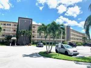1072 Wolverton D, Boca Raton, FL 33434