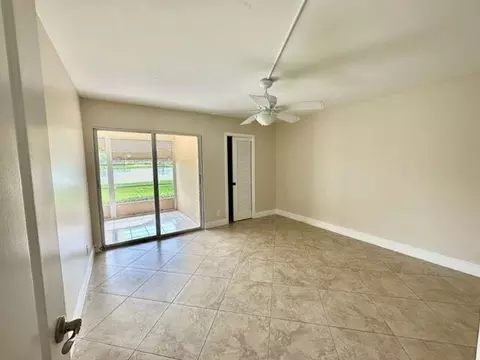 1072 Wolverton D, Boca Raton, FL 33434 photo 8