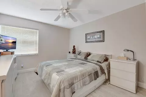 236 Burgundy E #236, Delray Beach, FL 33484 photo 8