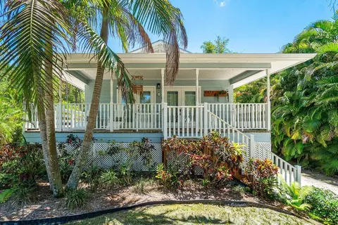 6474 SE Thomas Dr, Stuart, FL 34997