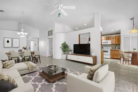 155 St Michaels Ct, Jupiter, FL 33458 photo 2