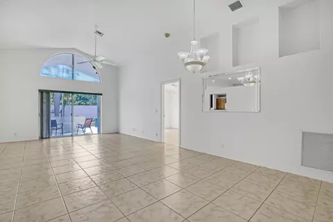 155 St Michaels Ct, Jupiter, FL 33458 photo 8
