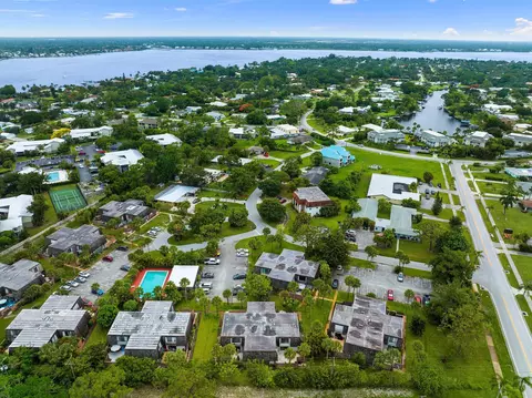 762 NW 10th Ter, Stuart, FL 34994 photo 30