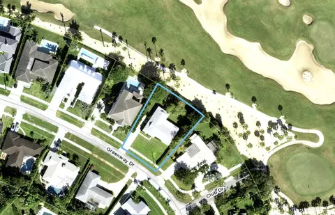 525 Greenway Dr, North Palm Beach, FL 33408