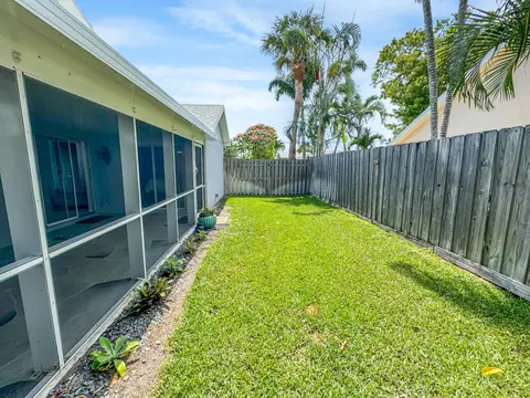 6189 Ungerer St, Jupiter, FL 33458 photo 17