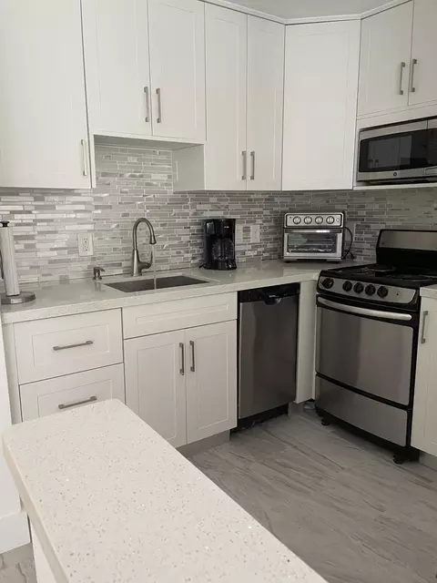 26 Ventnor B, Deerfield Beach, FL 33442