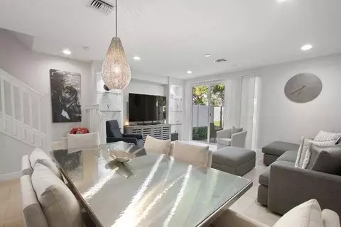 5837 Monterra Club Dr N, Lake Worth, FL 33463