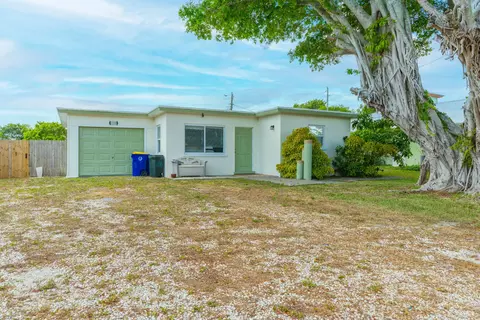 1190 NW 15th St, Stuart, FL 34994 photo 2