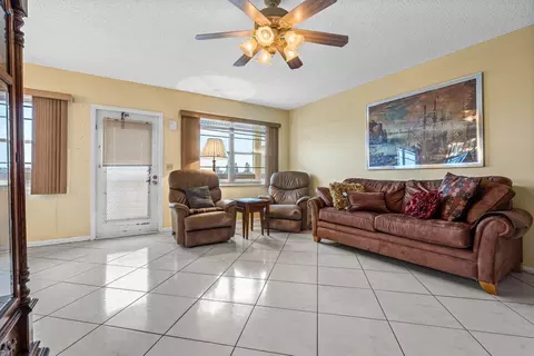 4068 Wolverton D, Boca Raton, FL 33434 photo 8
