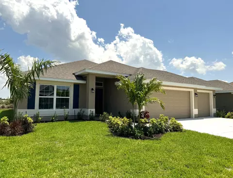 8663 Pavia St, Fort Pierce, FL 34951