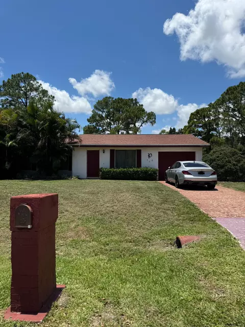 356 NW Heather St, Port Saint Lucie, FL 34983