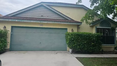 1225 Ute St, Jupiter, FL 33458 photo 2