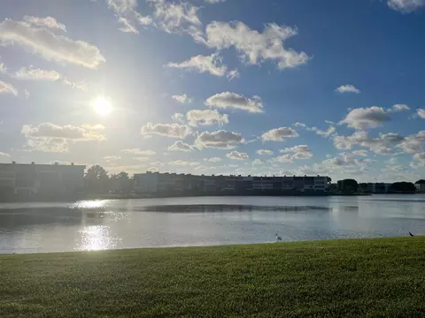 2080 Guildford E #E, Boca Raton, FL 33434 photo 17