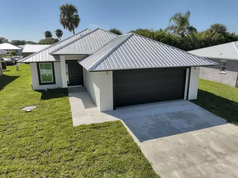 5202 SE 42nd St, Okeechobee, FL 34974 photo 2
