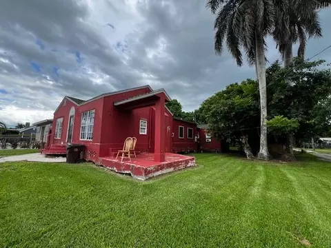 264 E 2nd St, Pahokee, FL 33476 photo 9
