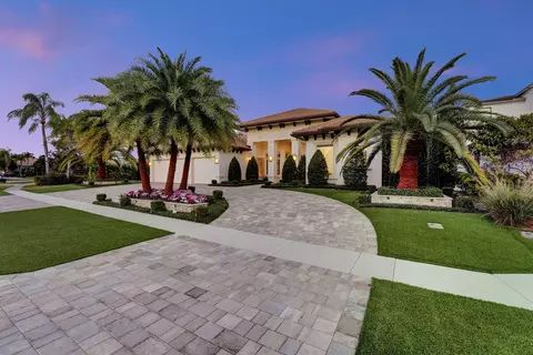 4738 Tree Fern Dr, Delray Beach, FL 33445