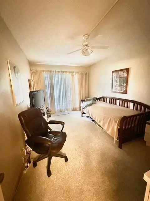2078 Guildford E, Boca Raton, FL 33434 photo 10