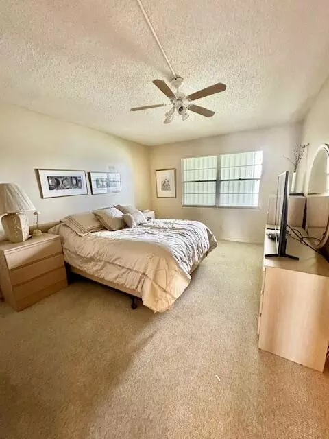 2078 Guildford E, Boca Raton, FL 33434 photo 8