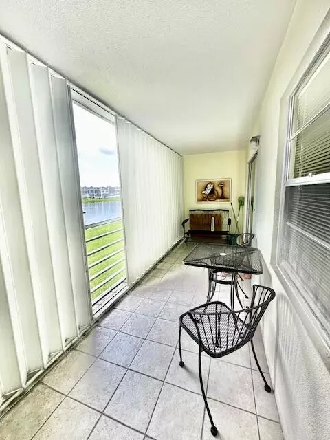2078 Guildford E, Boca Raton, FL 33434 photo 12