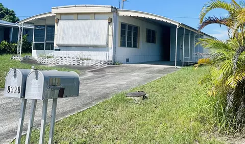 8307 SE Swan Ave, Hobe Sound, FL 33455