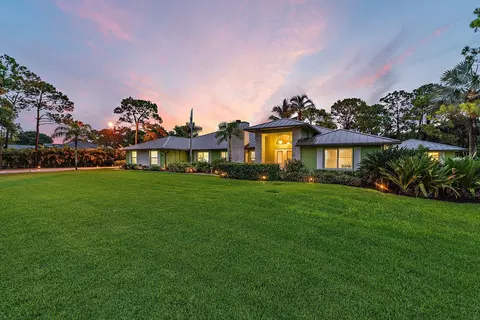 15864 72nd Dr N, Palm Beach Gardens, FL 33418