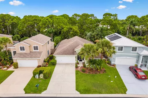 4663 SE Winter Haven Ct, Stuart, FL 34997 photo 3