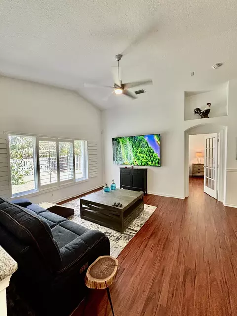 4663 SE Winter Haven Ct, Stuart, FL 34997 photo 9