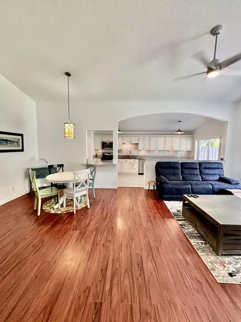4663 SE Winter Haven Ct, Stuart, FL 34997 photo 12