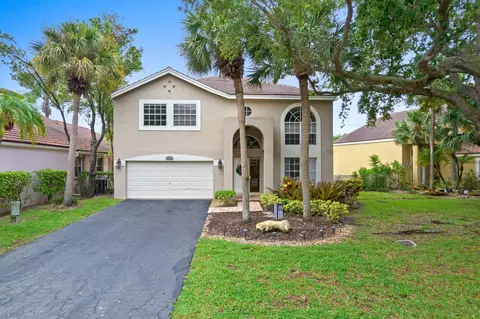 6710 NW 75th Pl, Parkland, FL 33067