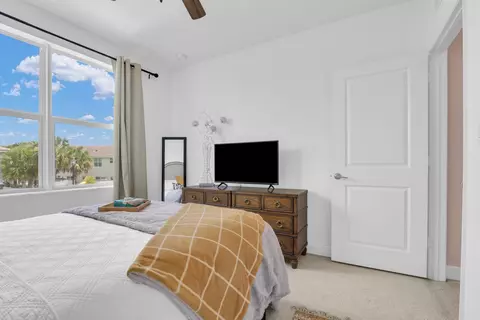 1042 Rio Ct, Lighthouse Point, FL 33064 photo 31