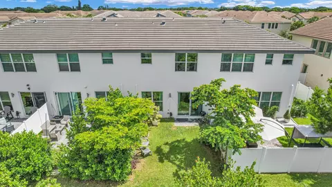 1042 Rio Ct, Lighthouse Point, FL 33064 photo 6