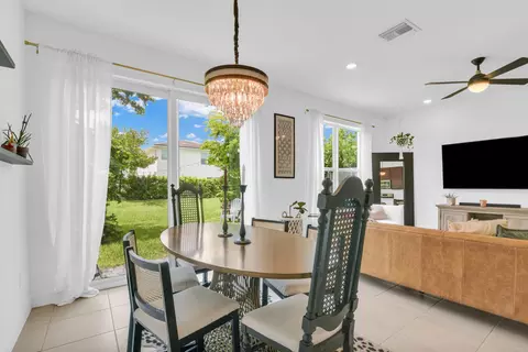 1042 Rio Ct, Lighthouse Point, FL 33064 photo 23