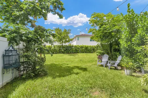 1042 Rio Ct, Lighthouse Point, FL 33064 photo 3