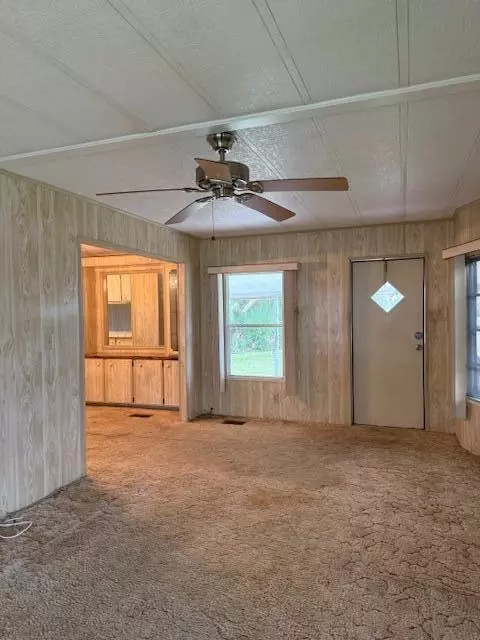 9161 SW Ackel Dr, Stuart, FL 34997 photo 3