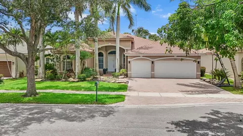 6015 Walnut Hill Dr, Lake Worth, FL 33467