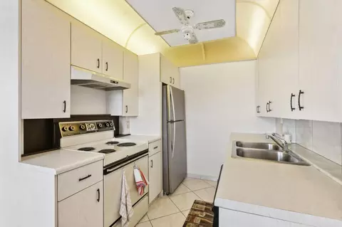 4015 Exeter A, Boca Raton, FL 33434 photo 9
