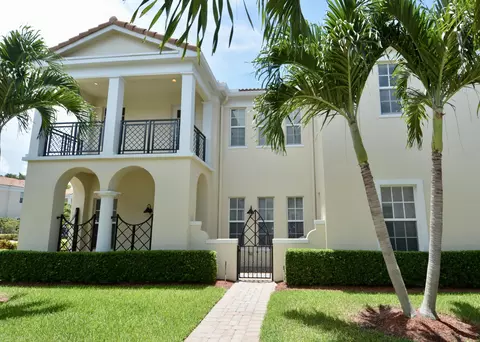 838 NW 83rd Ln, Boca Raton, FL 33487