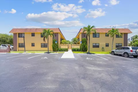 120 N M St #M, FL 33460