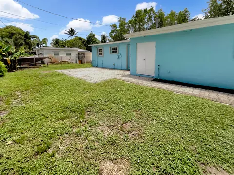 1399 NE 26th Ct, Pompano Beach, FL 33064 photo 11