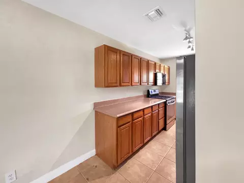 1399 NE 26th Ct, Pompano Beach, FL 33064 photo 14